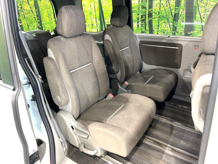 2015 Honda Step Wagon DBA-RP2 (UW-6a2b793735e99)[8]