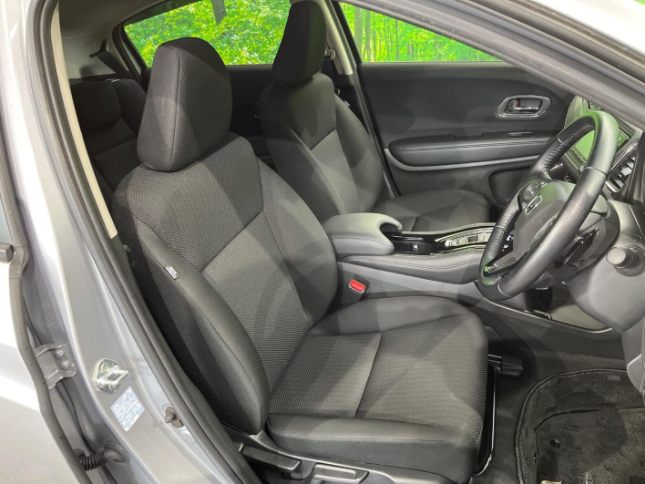 2016 Honda VEZEL DAA-RU4 (UW-6a2b793fbe3fe)[21]