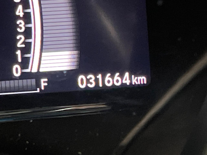 2016 Honda VEZEL DAA-RU4 (UW-6a2b793fbe3fe)[2]