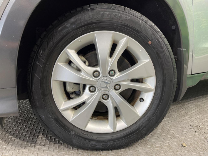 2016 Honda VEZEL DAA-RU4 (UW-6a2b793fbe3fe)[6]