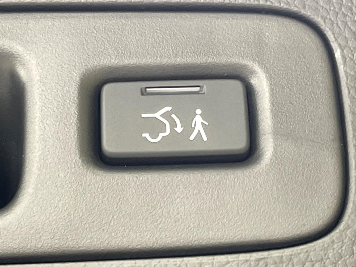 2021 Honda VEZEL 6AA-RV5 (UW-6a2b79411bf48)[18]