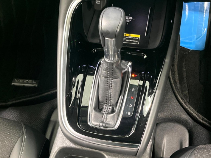 2021 Honda VEZEL 6AA-RV5 (UW-6a2b79411bf48)[25]