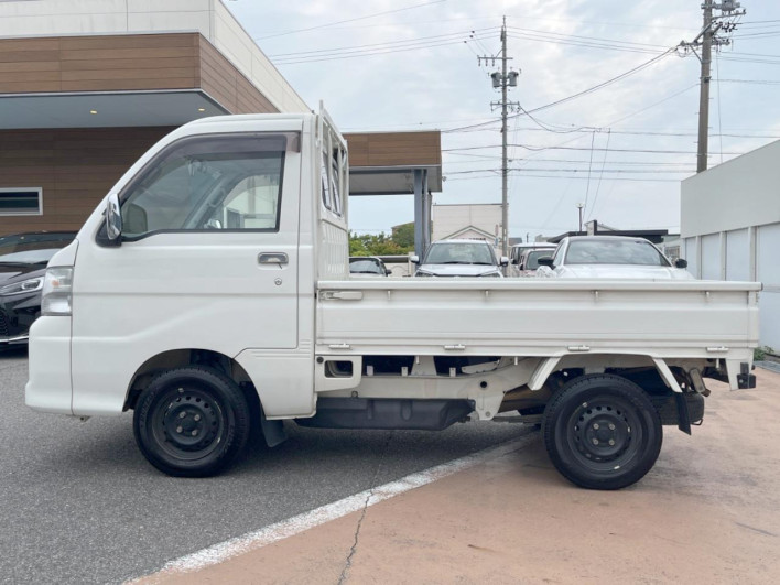 2013 Toyota Pixis Truck EBD-S211U (UW-6a2b794bb3f9b)[14]