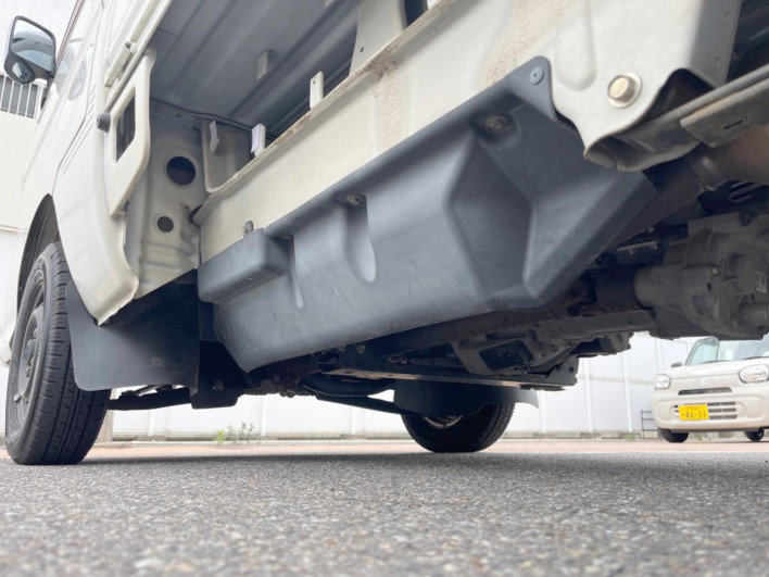 2013 Toyota Pixis Truck EBD-S211U (UW-6a2b794bb3f9b)[21]