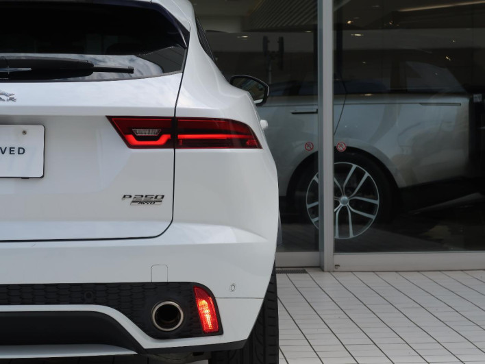 2018 Jaguar E Pace DBA-DF2XA (UW-6a2b7950858c8)[20]