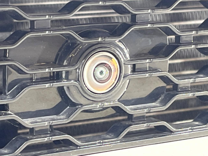 2025 Land Rover Range Rover Evoque 3LA-LZ15TB (UW-6a2b795473aa3)[20]