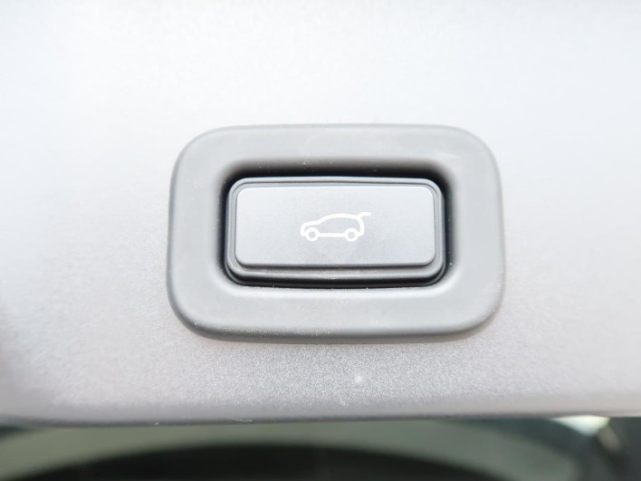 2021 Land Rover Range Rover Evoque 5BA-LZ2XA (UW-6a2b795482834)[19]