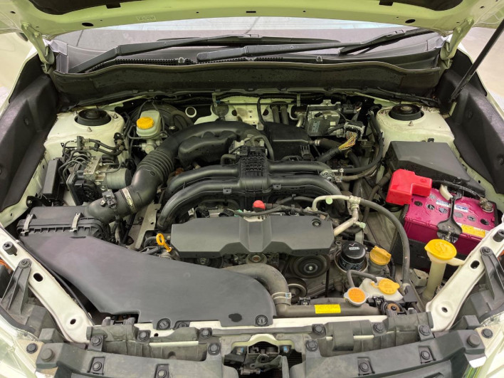 2014 Subaru Forester DBA-SJ5 (UW-6a2b79554d4de)[4]