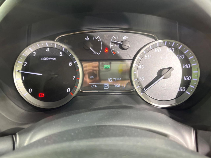 2016 Nissan SYLPHY DBA-TB17 (UW-6a2b795ff33cd)[18]