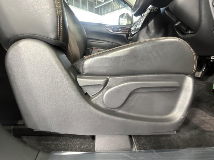 2016 Nissan Elgrand DBA-TE52 (UW-6a2b79607484a)[26]