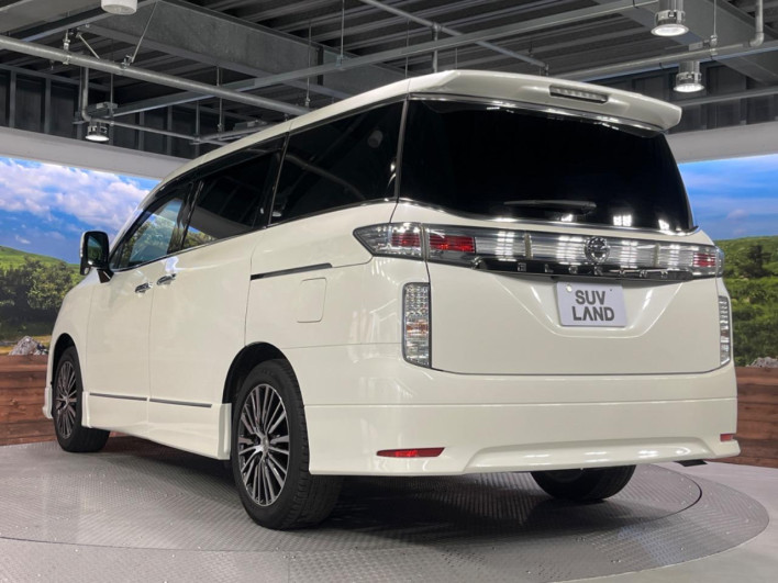 2016 Nissan Elgrand DBA-TE52 (UW-6a2b79607484a)[11]