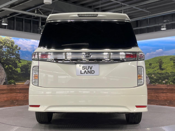 2016 Nissan Elgrand DBA-TE52 (UW-6a2b79607484a)[10]