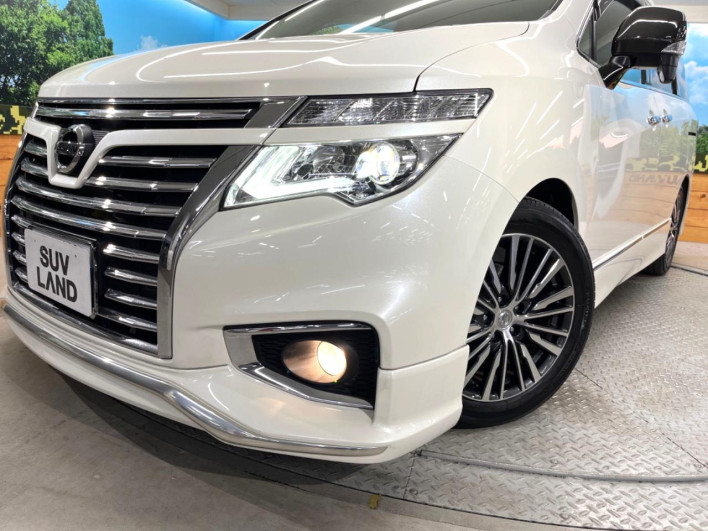 2016 Nissan Elgrand DBA-TE52 (UW-6a2b796146b8a)[25]