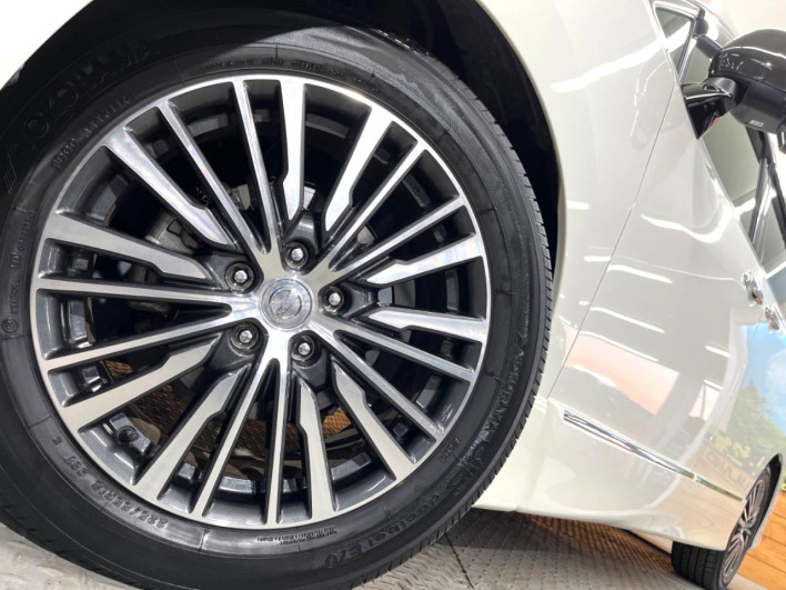 2016 Nissan Elgrand DBA-TE52 (UW-6a2b796146b8a)[26]