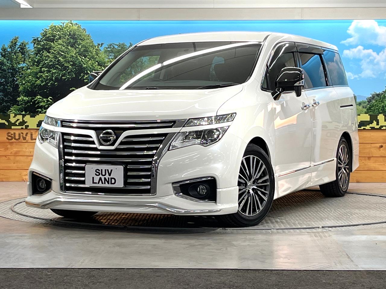2016 Nissan Elgrand DBA-TE52