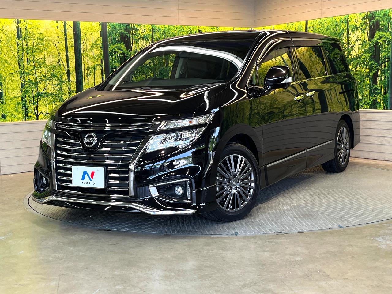 2019 Nissan Elgrand DBA-TE52