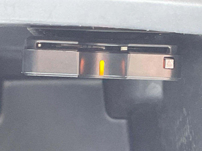 2018 Renault Lutecia ABA-RH5F1 (UW-6a2b796dbf518)[25]