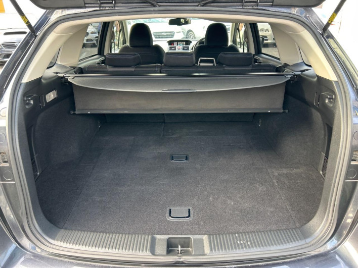 2017 Subaru Levorg DBA-VM4 (UW-6a2b7970c2638)[21]