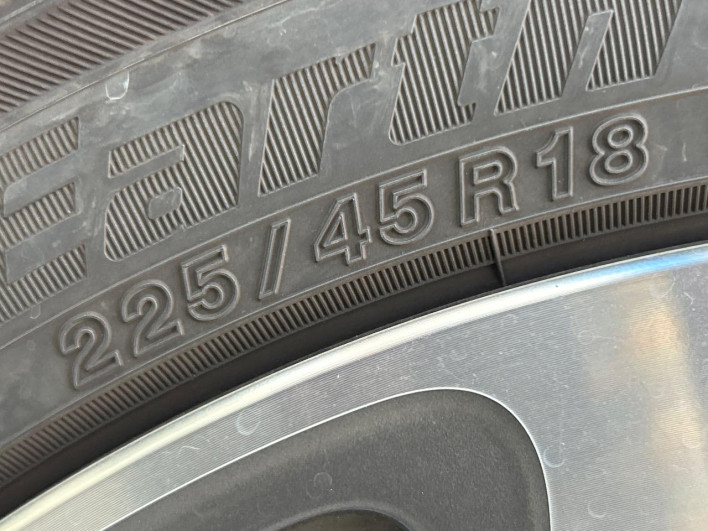 2017 Subaru Levorg DBA-VM4 (UW-6a2b7970c2638)[10]