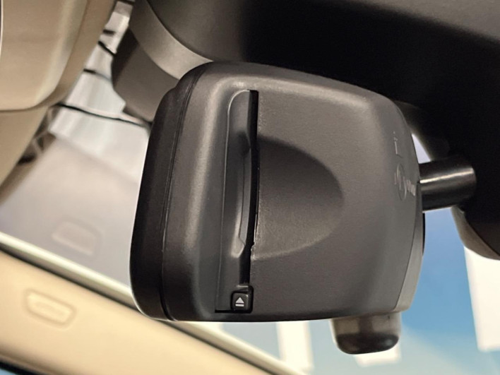 2014 BMW 5 Series LDA-FW20 (UW-6a2b797bead20)[15]