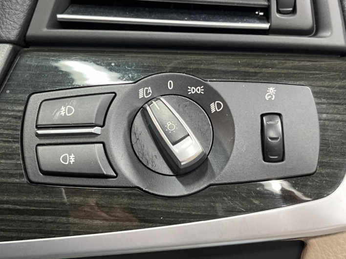 2014 BMW 5 Series LDA-FW20 (UW-6a2b797bead20)[24]