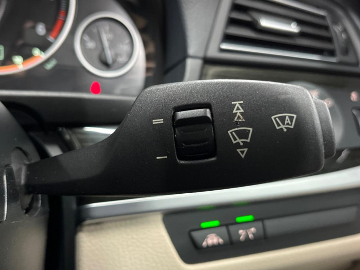 2014 BMW 5 Series LDA-FW20 (UW-6a2b797bead20)[23]