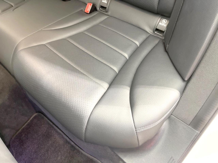2018 Mercedes Benz C CLASS STATION WAGON DAA-205277 (UW-6a2b798196ca6)[13]