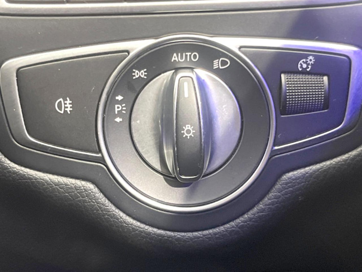 2018 Mercedes Benz C CLASS STATION WAGON DAA-205277 (UW-6a2b798196ca6)[25]