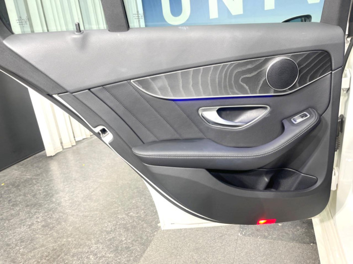 2018 Mercedes Benz C CLASS STATION WAGON DAA-205277 (UW-6a2b798196ca6)[12]