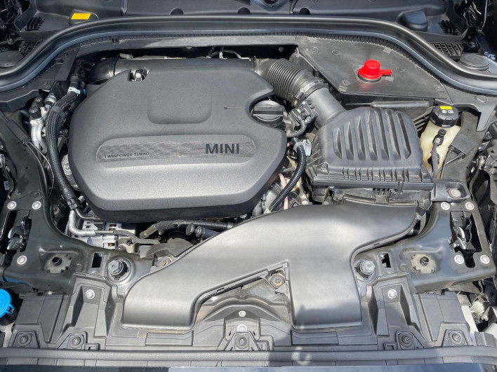 2022 Rover Mini 3DA-XV20MW (UW-6a2b7983a4d57)[4]