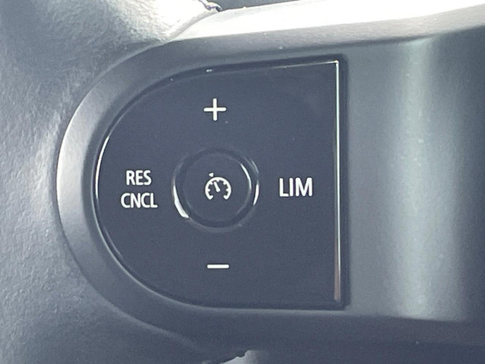 2022 Rover Mini 3DA-XV20MW (UW-6a2b7983a4d57)[11]
