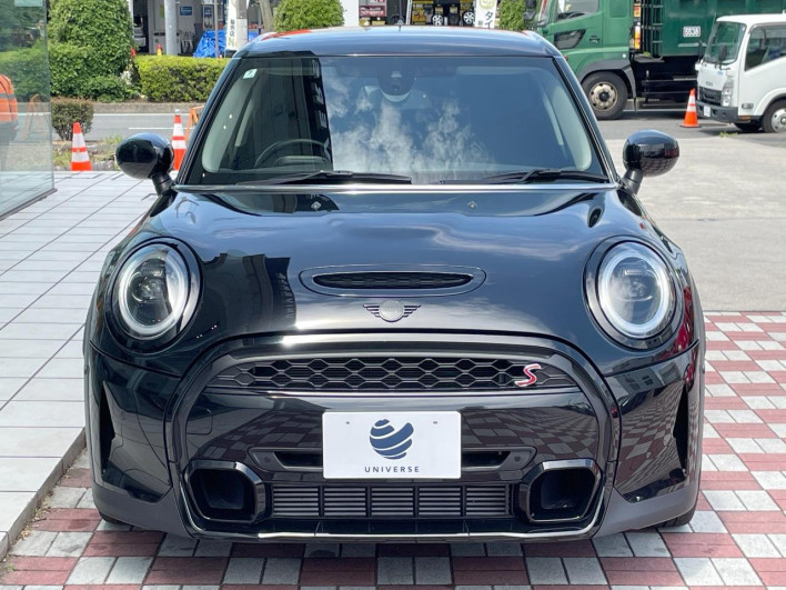 2022 Rover Mini 3DA-XV20MW (UW-6a2b7983a4d57)[28]