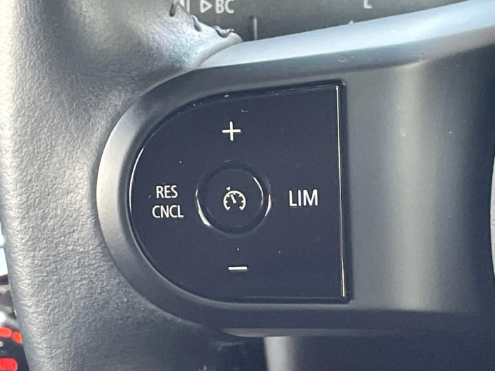 2022 Rover Mini 3BA-XR15MW (UW-6a2b7983b9341)[7]