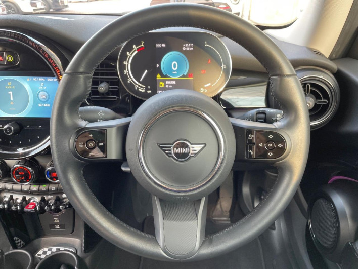 2022 Rover Mini 3BA-XR15MW (UW-6a2b7983b9341)[6]
