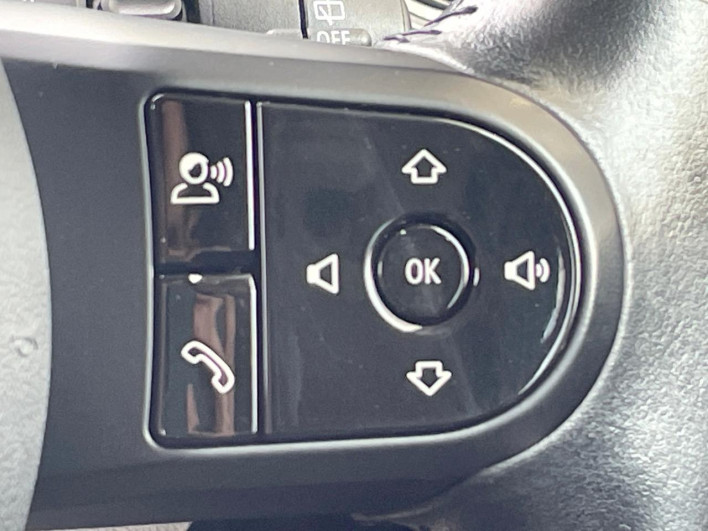 2021 Rover Mini 3BA-XU15MW (UW-6a2b7983c3132)[7]