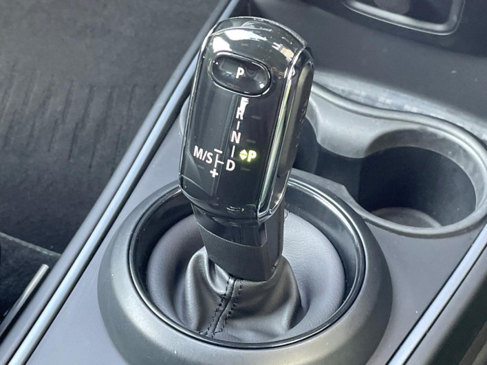 2022 Rover Mini 3DA-42BT20 (UW-6a2b7985c050e)[17]