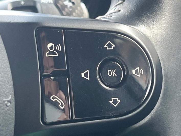 2021 Rover Mini 3BA-XRJCWMW (UW-6a2b798628b46)[8]