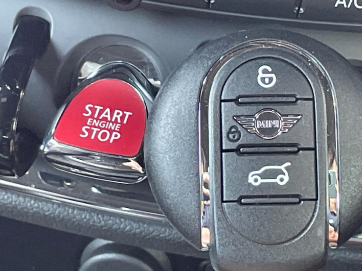 2022 Rover Mini 3BA-JZJCWM (UW-6a2b79862d757)[19]