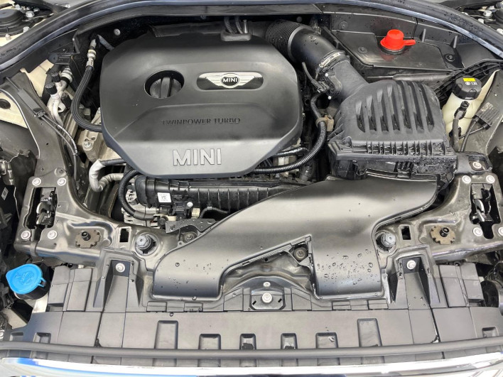2017 Rover Mini DBA-LN15 (UW-6a2b79863f8a1)[27]