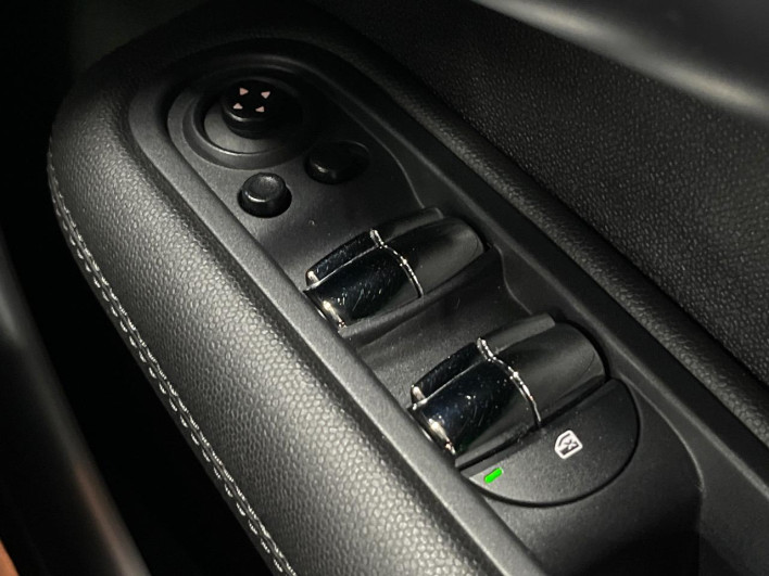 2015 Rover Mini LDA-ZB20 (UW-6a2b798971090)[4]