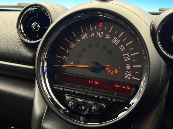 2015 Rover Mini LDA-ZB20 (UW-6a2b798971090)[10]