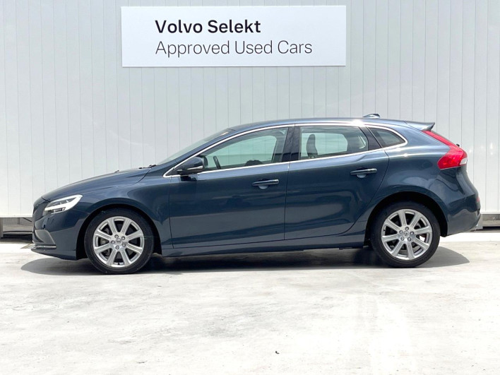 2018 Volvo V40 LDA-MD4204T (UW-6a2b798d781b9)[4]