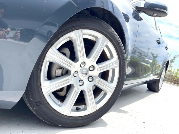 2018 Volvo V40 LDA-MD4204T (UW-6a2b798d781b9)[10]