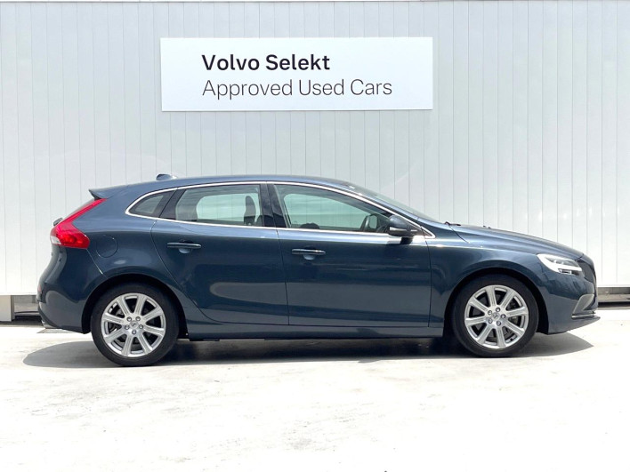 2018 Volvo V40 LDA-MD4204T (UW-6a2b798d781b9)[11]