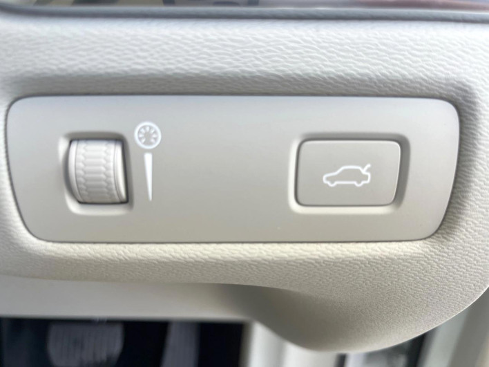 2021 Volvo XC60 5AA-UB420TXCM (UW-6a2b798f0a0d0)[11]