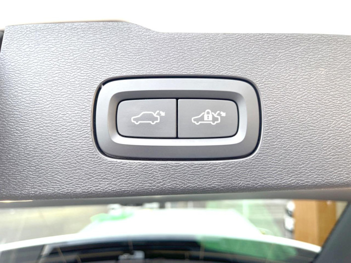 2021 Volvo V60 DBA-ZB420 (UW-6a2b7991b8920)[12]
