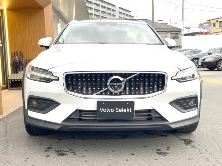 2021 Volvo V60 DBA-ZB420 (UW-6a2b7991b8920)[4]