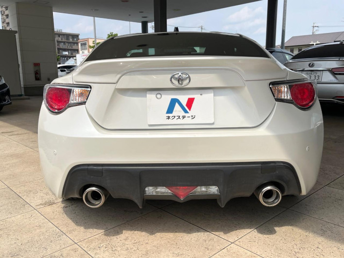2013 Toyota 86 DBA-ZN6 (UW-6a2b799960318)[11]