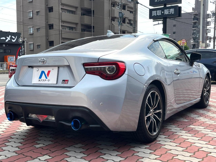 2016 Toyota 86 DBA-ZN6 (UW-6a2b799a4a1d9)[21]