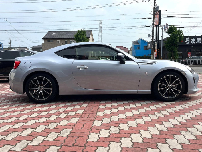 2016 Toyota 86 DBA-ZN6 (UW-6a2b799a4a1d9)[20]